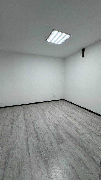 Продаж комерційного приміщення Г