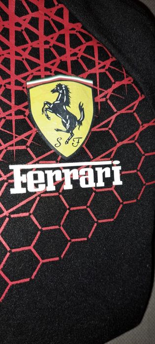 Dres sportowy dwuczęściowy ze znaczkiem puma ferrari