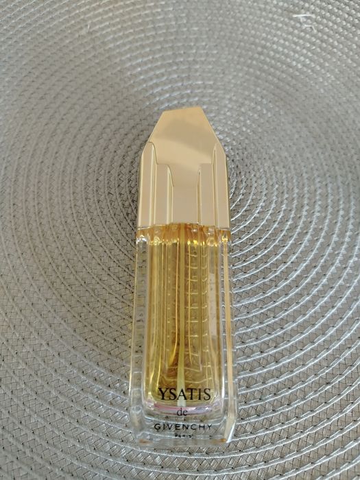 Piękna perfuma givenchy