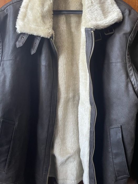 Продам шкіряну куртку з штучним хутром