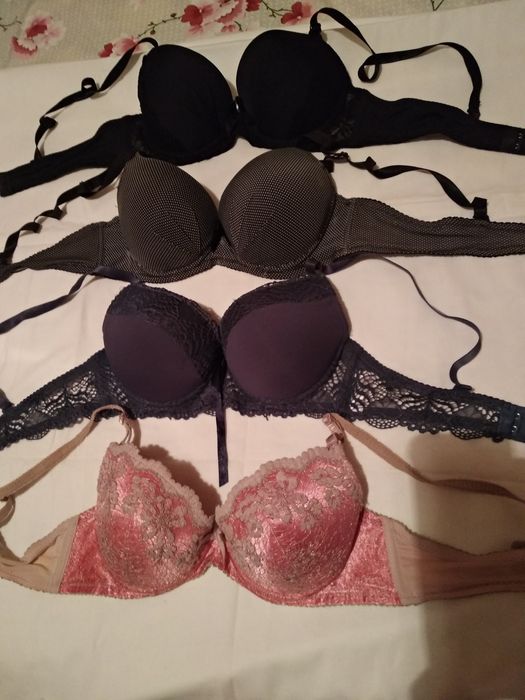 Бюстгальтер, пушапы