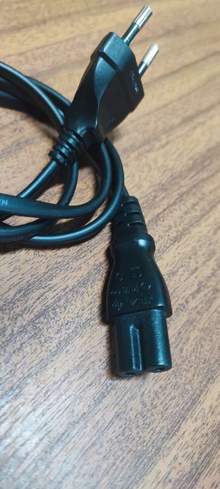 Cabo de Alimentação de Corrente Universal