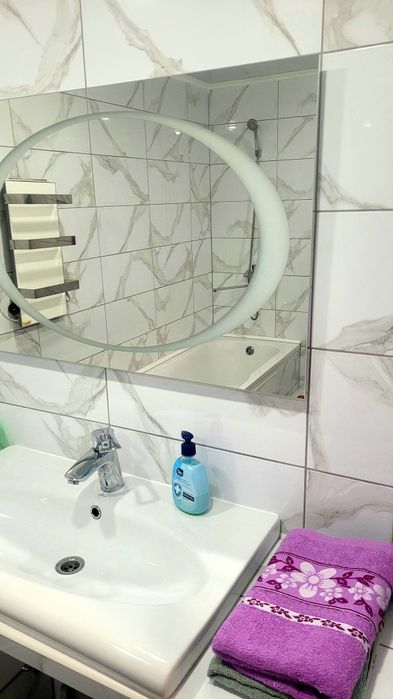 Квартира-студия ЛЮКС в ЦЕНТРЕ  города посуточно