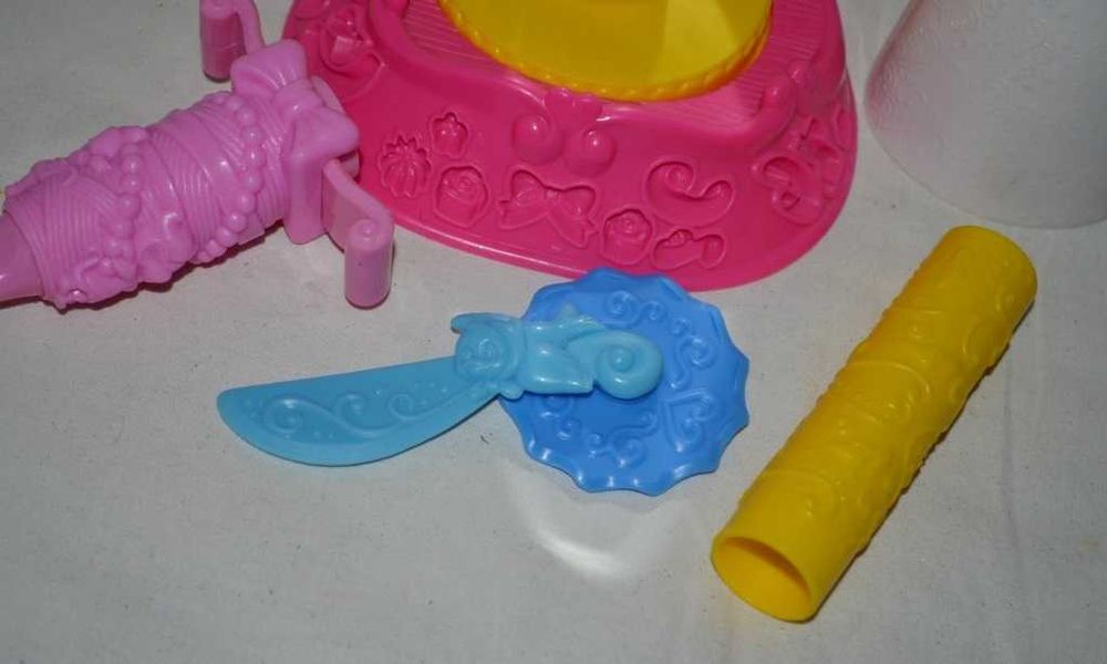 Набор для пластилина Play-Doh плей-до платье Золушки Hasbro хасбро