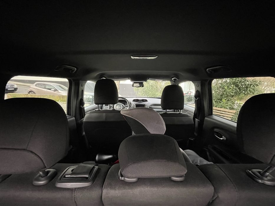 Renegade 4Xe Híbrido - 2021