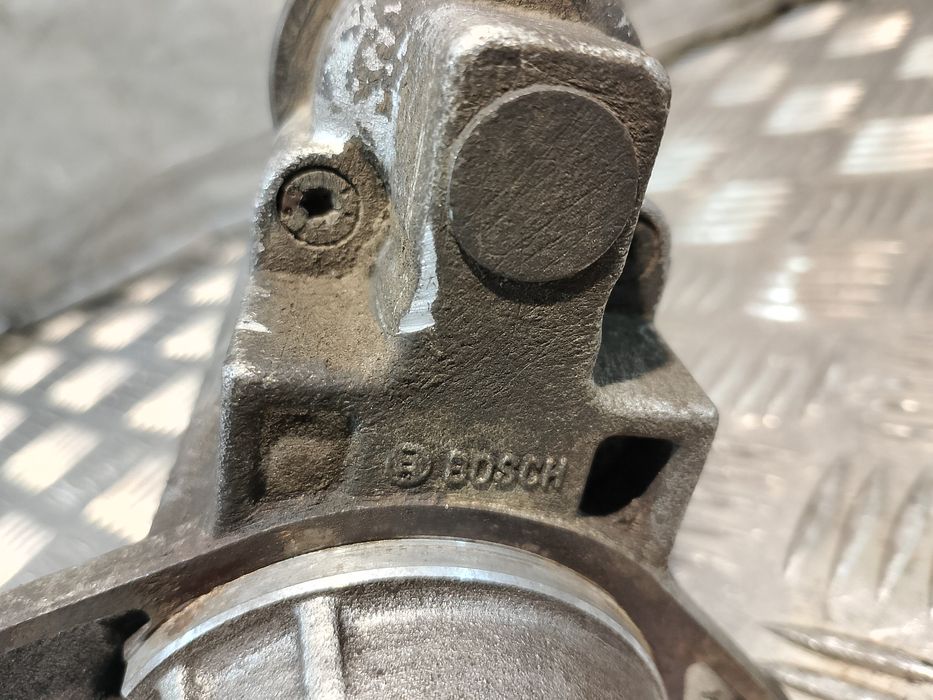 Rozrusznik Silnika Opel Vectra B 1.8 B Bosch 0 001 107 077
