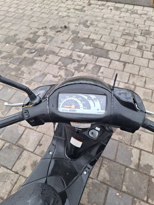 Продам скутер Suzuki  Lets 2
