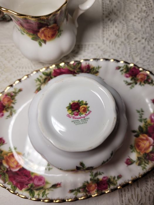 Молочник Цукорничка Royal Albert