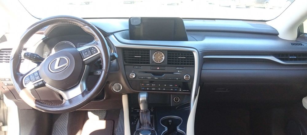 Офіційний Lexus RX 2016