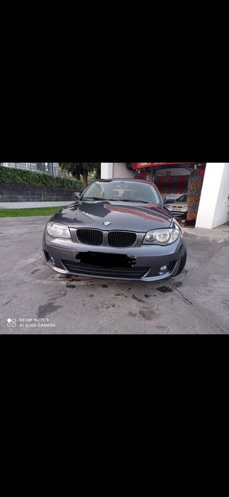 BMW 118D  cinza Rato