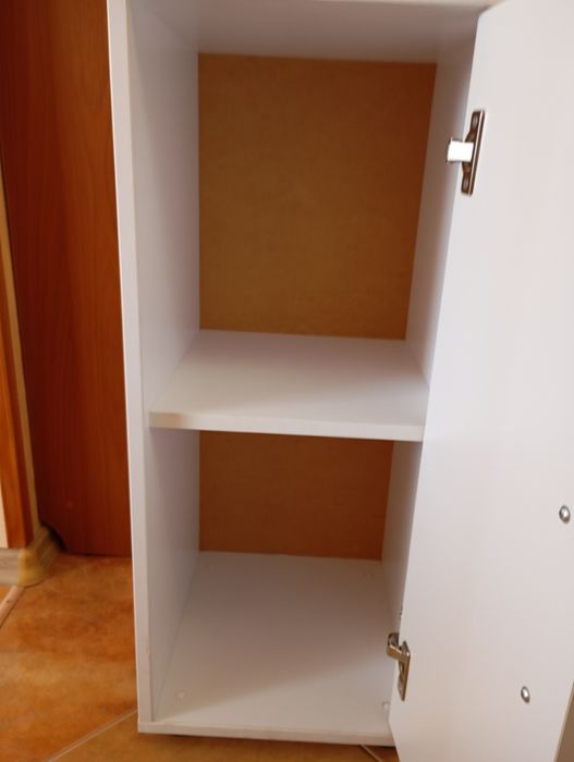 Підлогова тумба. .