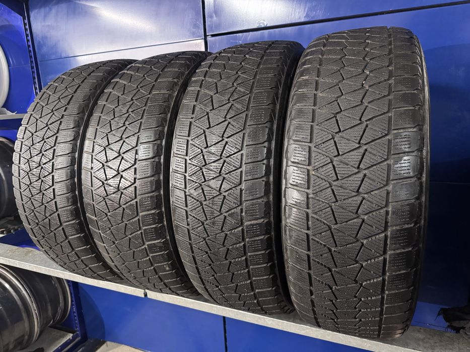 225 60 r 18 Bridgestone Blizzak dm-v2 225/60r18 зимова