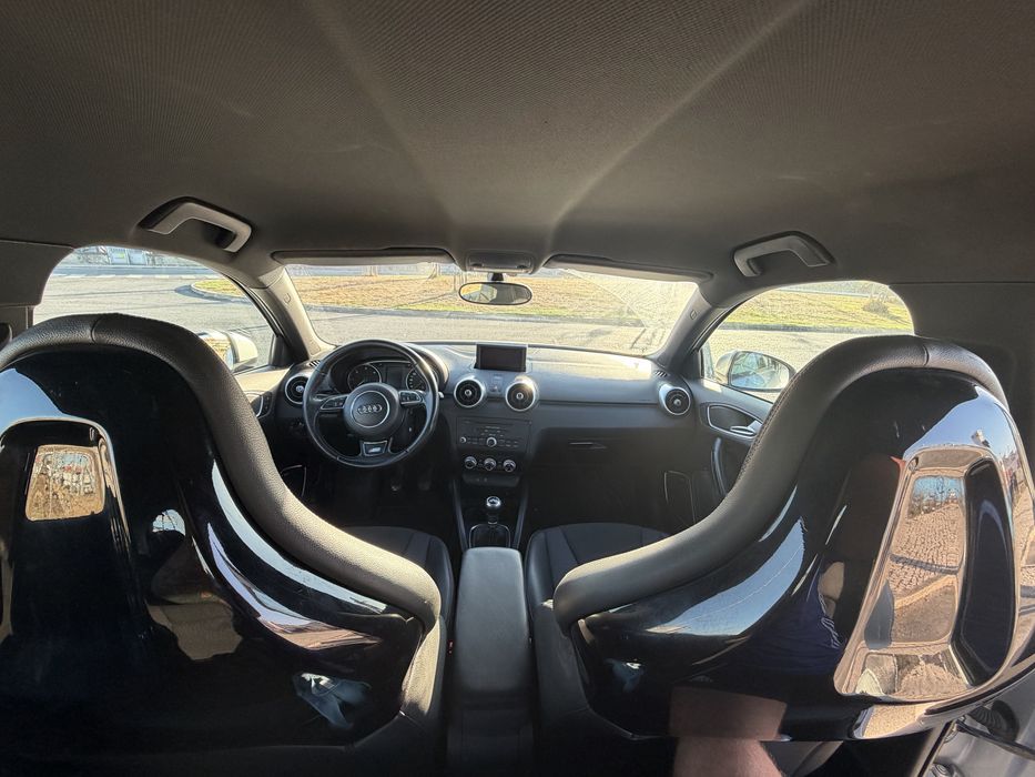 Audi A1 Sportback 2.0 TDI 143cv S line Nacional – Jante 18” – Bose