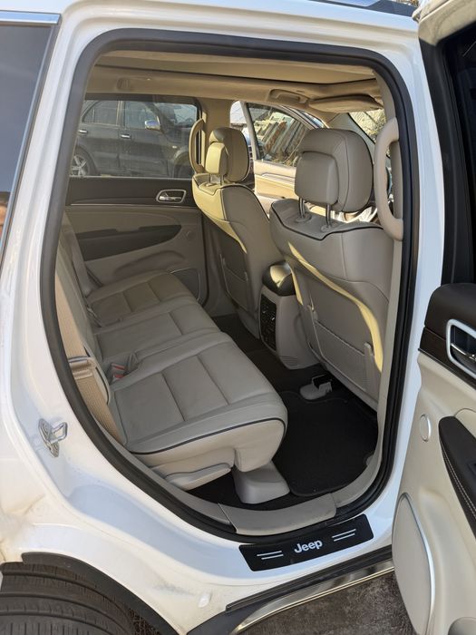 Auto do Ślubu Jeep Wk2