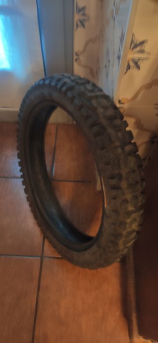 Pneu moto 4.10 - 18 - yamaha DTR