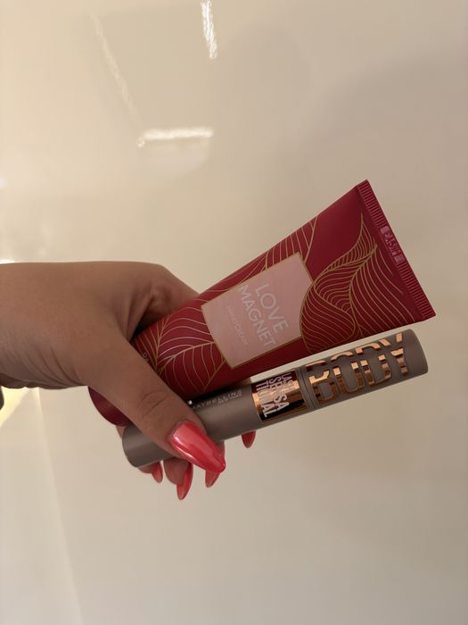 zestaw kosmetykow maybelline oriflame