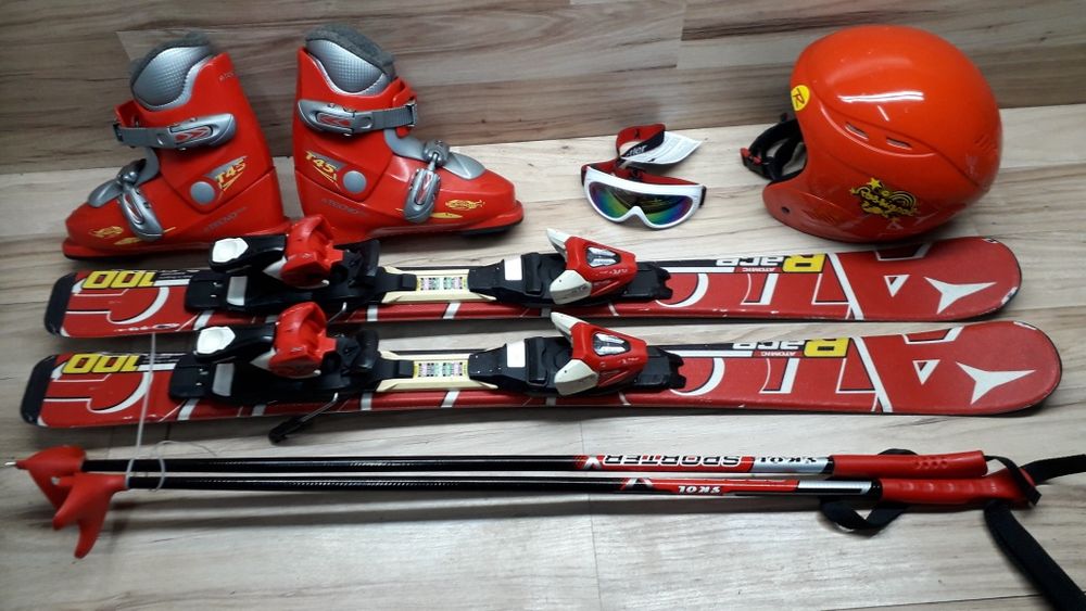 Komplet 100 cm ATOMIC Buty 20 cm Kask Kijki Gogle