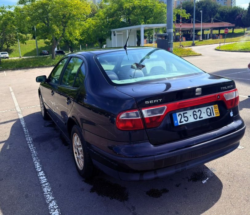 SEAT Toledo 1.6 gasolina