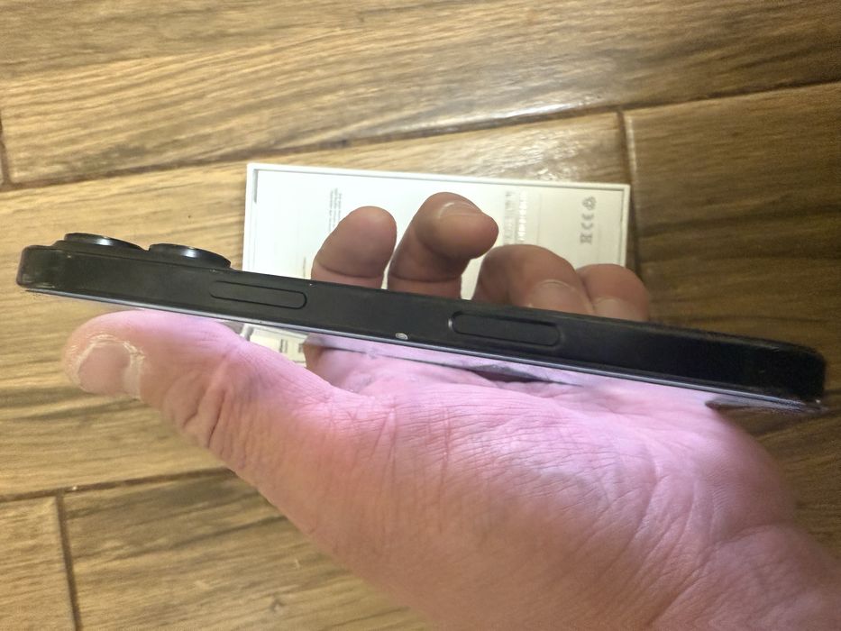 iPhone 16pro  128gb e-sim