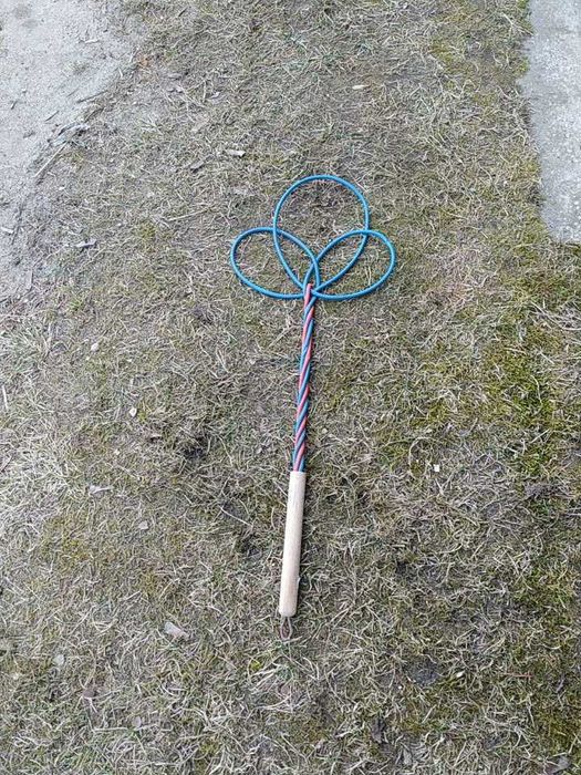 Trzepaczka do dywanów.