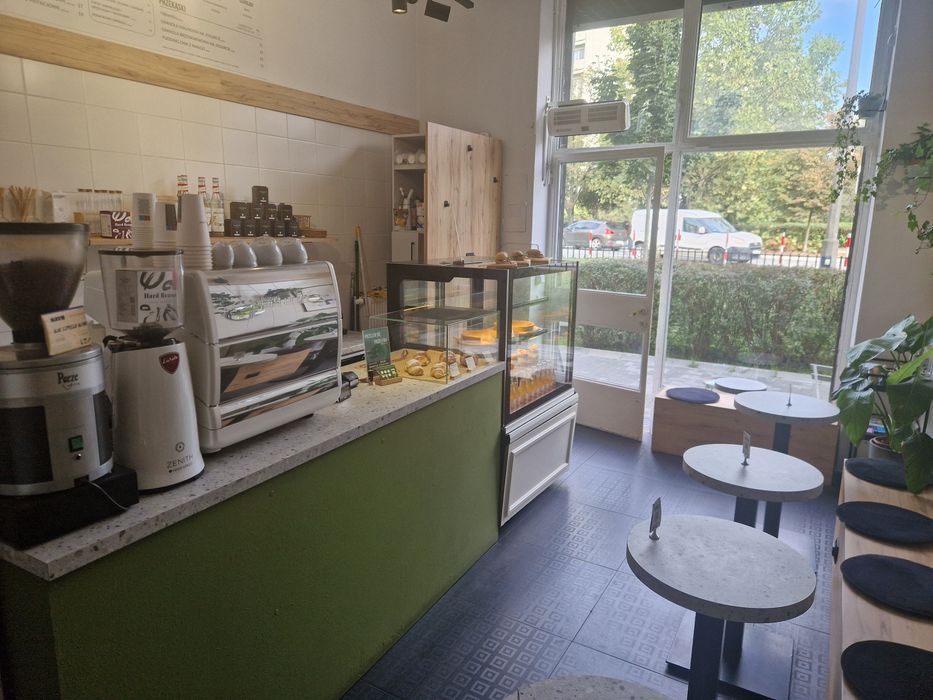 Kawiarnia , blisko centrum