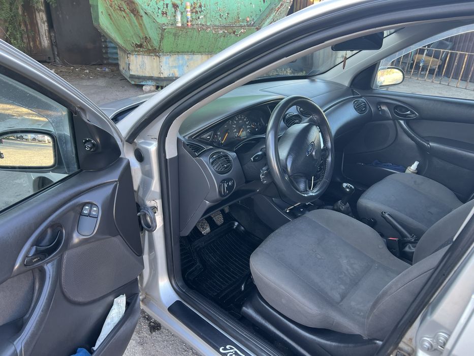 Ford focus универсал 1.6