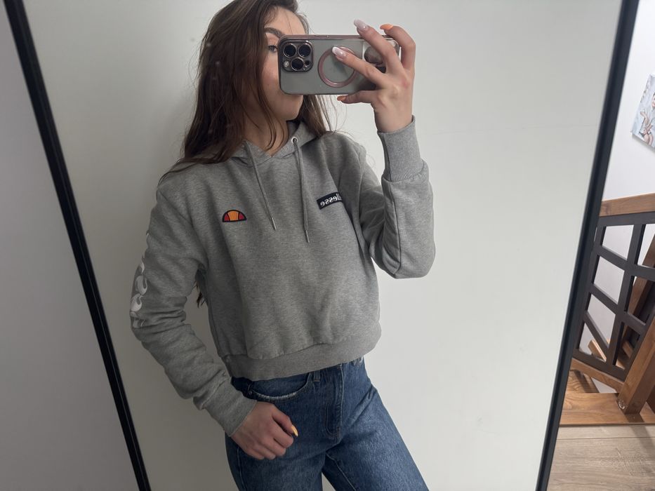 Bluza szara krótka z kapturem Ellsesse