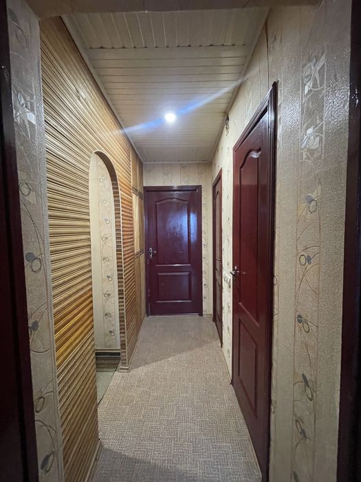 Сдаю 2- ком ж/м Комунар в жилом состоянии