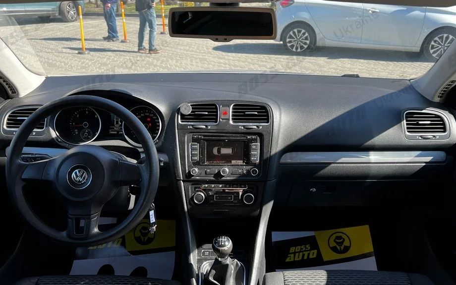 Автомобіль Volkswagen golf 6 Variant 1,6 TDI 2011