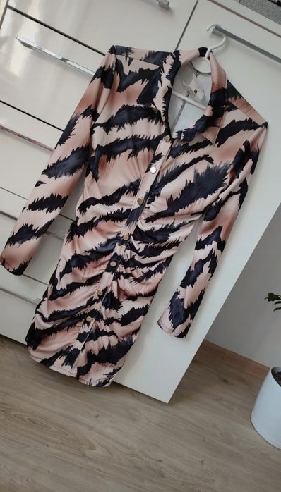 Sukienka nową z metką