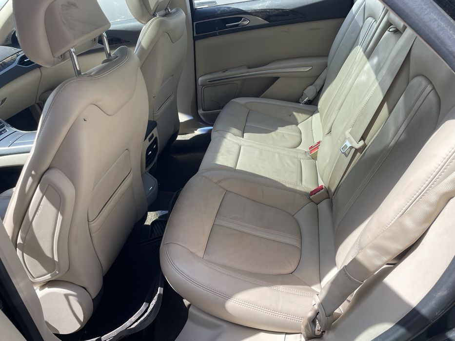 В розборі Lincoln MKZ 2015, 2.0 awd, 95тис.миль