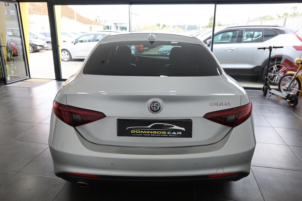 Alfa Romeo Giulia
