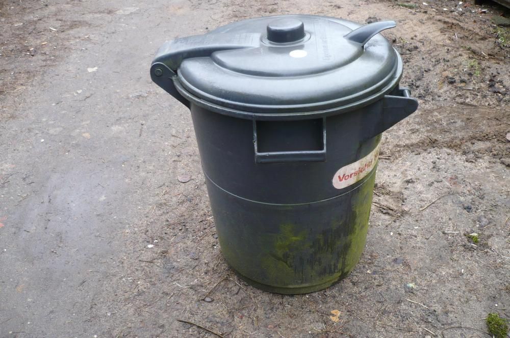 Pojemnik na śmieci