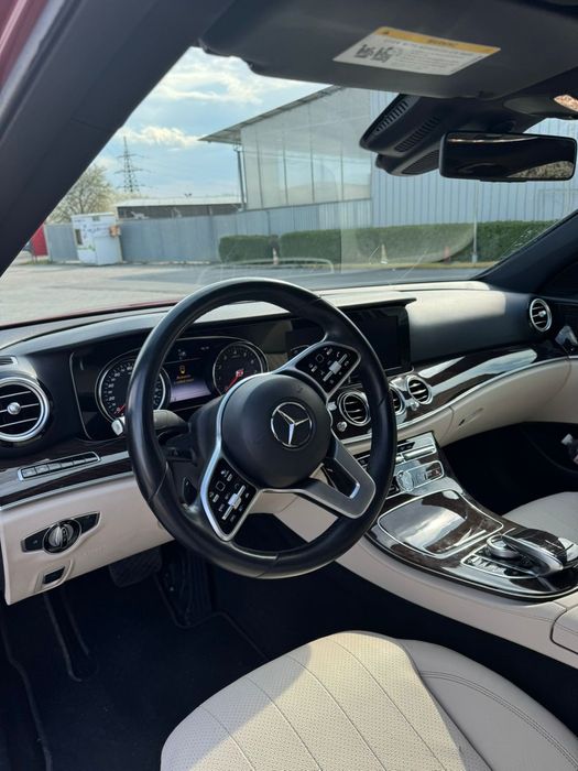 Продам MERCEDES E300