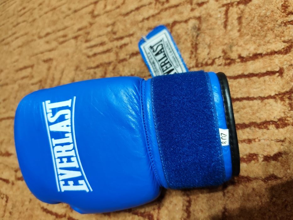 Перчатки боксерские