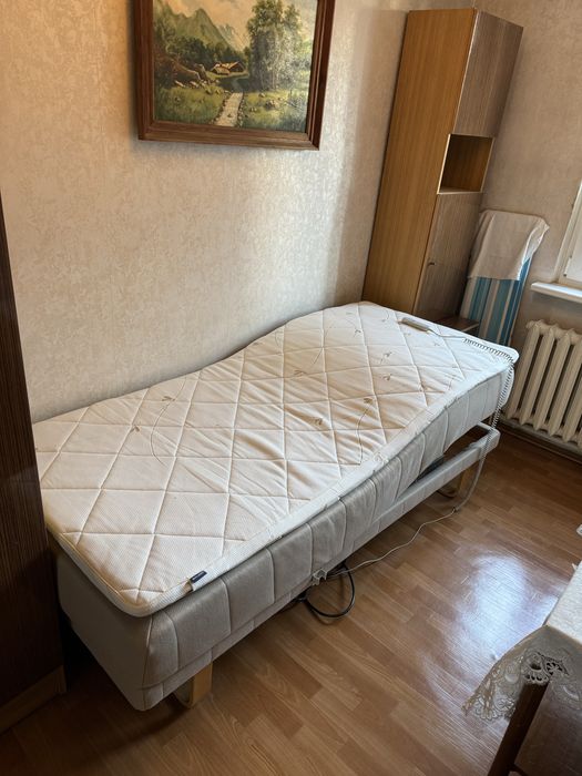 Łóżko regulowane elektrycznie Hilding | Materac + Topper | LINAK | Stan bdb