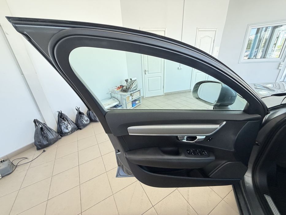 Продам Volvo v90
