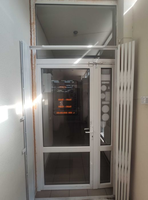 Двері металопластикові