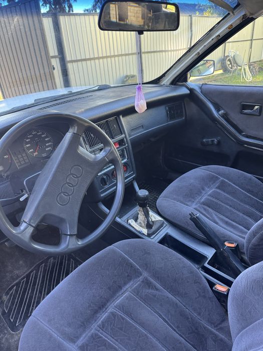 Продам Audi 80 1.8S