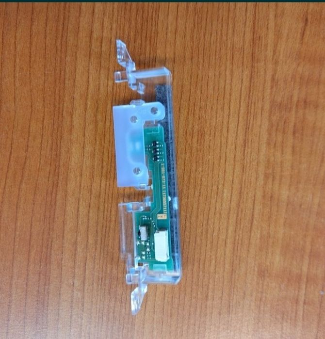 SONY. Model KDL - 40WE660 (на запчасти).