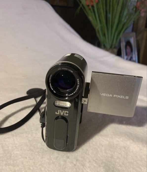 Câmera jvc gz-mc100