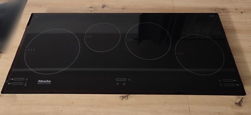 Płyta indukcyjna Miele KM5975- klasa premium