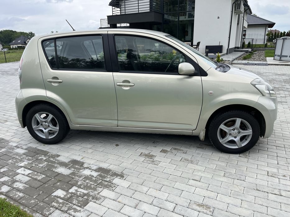 Daihatsu Sirion II
