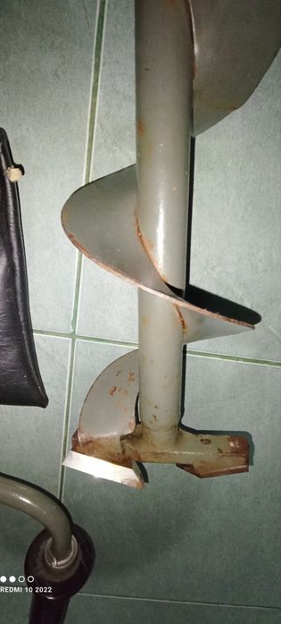 Бур для зимней рыбалки,ледобур ссср