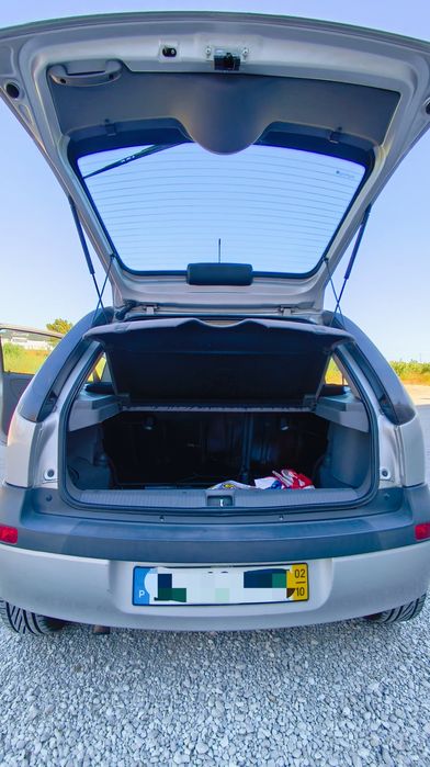 Opel  Corsa 1.7 DTI - 5 Lugares