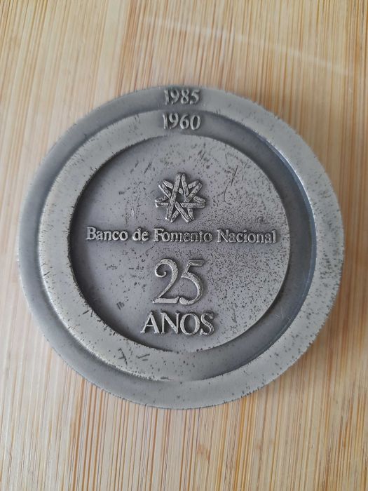 Medalha comemorativa 25 anos Banco Fomento Nacional