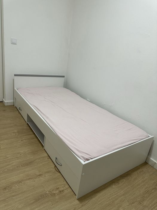 Arrenda-se quarto 450€