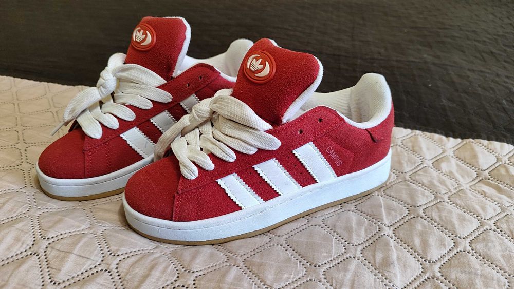 Жіночі кросівки Adidas Campus