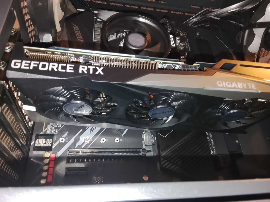 Ryzen5600X+RTX3060OC 12GB+B550 Aorus Elite V2+LianLi 205 PC INCOMPLETO