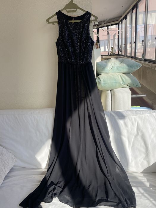 Vestido Preto corpete em lantejoulas